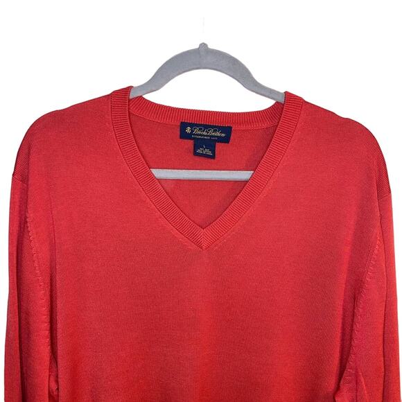 Brooks Brothers 70% Silk Blend Preppy Men's V-Neck Sweater Top Red Orange Large - Picture 2 of 5